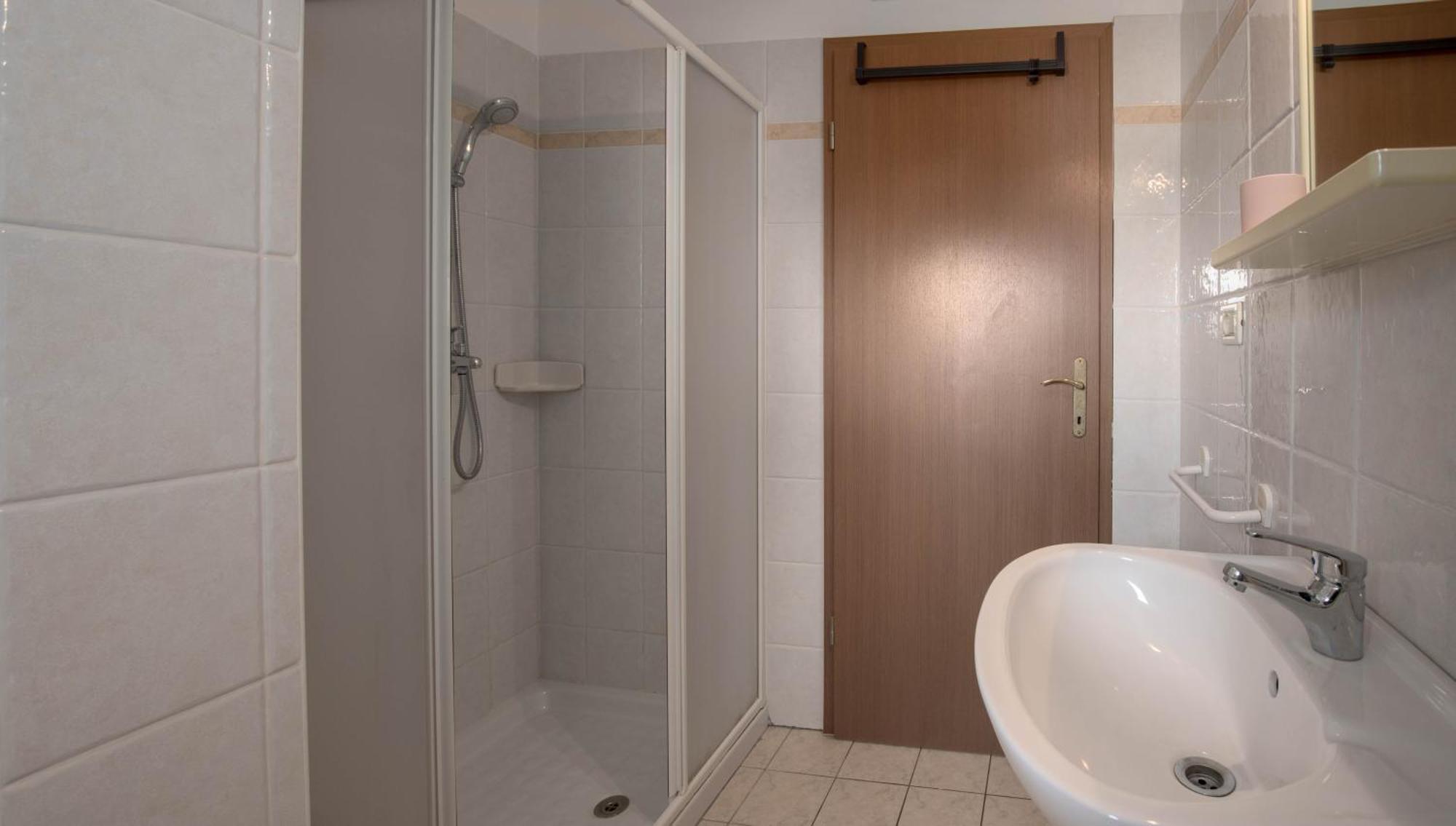 Apartment Lucija, Stinjan PUY Exterior foto